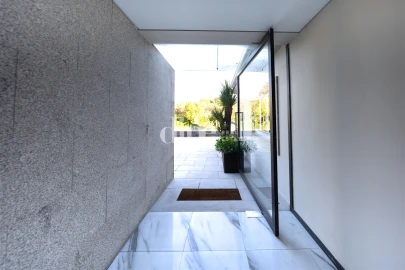Moradia T3 para Venda em Guardizela