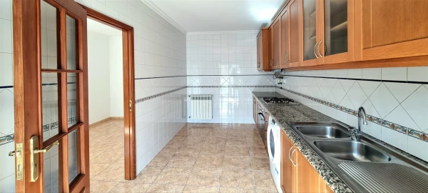 Apartamento T2 para Venda em Eiras e São Paulo de Frades