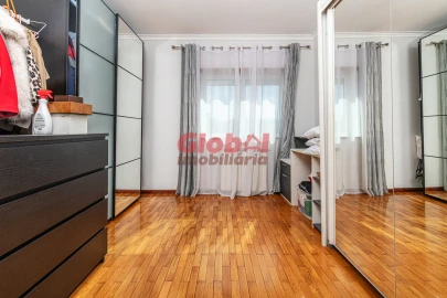 Moradia T4 para Venda em Rio de Loba