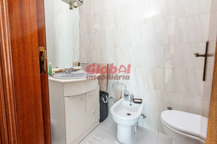Moradia T4 para Venda em Rio de Loba Foto 15