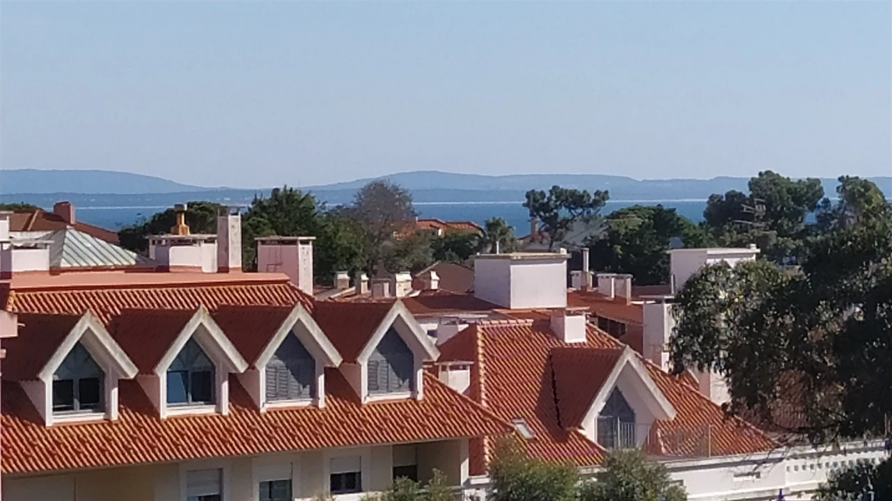 Apartamento T3 para Venda em Alcabideche Foto 2