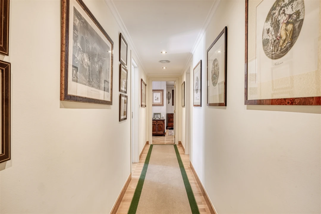 Apartamento T3 para Venda em Alcabideche Foto 6