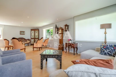 Moradia T5 para Venda em Aldoar, Foz do Douro e Nevogilde