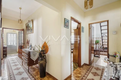 Moradia T5 para Venda em Soutelo