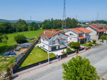Moradia T5 para Venda em Soutelo