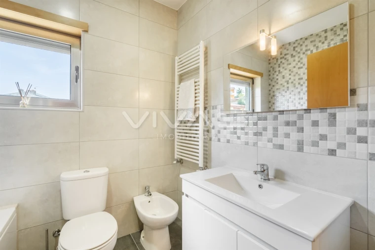 Moradia T3 para Venda em Vila Verde e Barbudo Foto 25