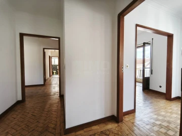 Apartamento T4 para Venda em Santo Antonio dos Olivais