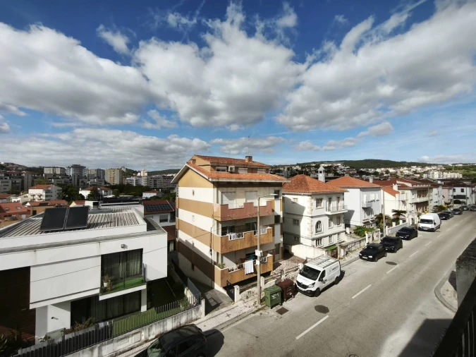 Apartamento T4 para Venda em Santo Antonio dos Olivais Foto 14