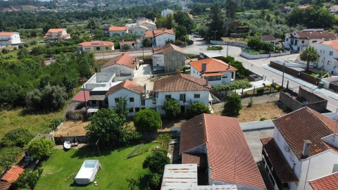 Moradia T4 para Venda em Lousã e Vilarinho