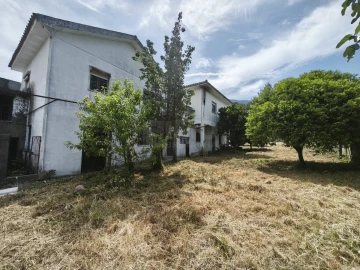 Moradia T4 para Venda em Lousã e Vilarinho