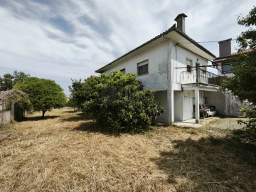 Moradia T4 para Venda em Lousã e Vilarinho