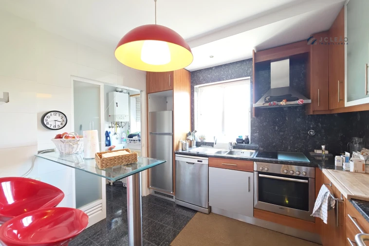Apartamento T2 para Venda em Valongo Foto 23