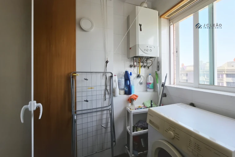 Apartamento T2 para Venda em Valongo Foto 24