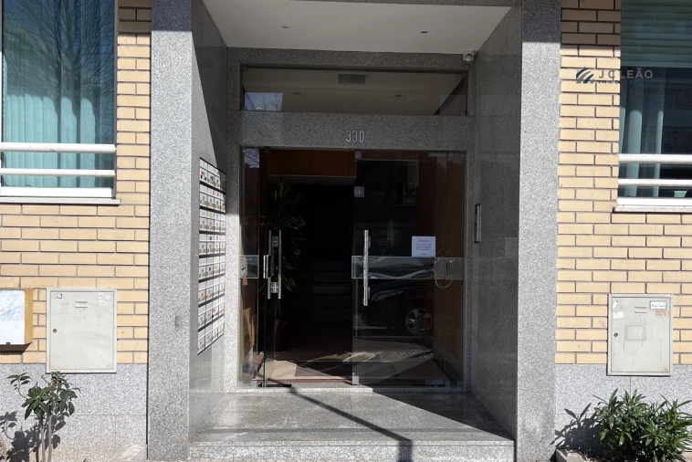 Apartamento T2 para Venda em Valongo Foto 7