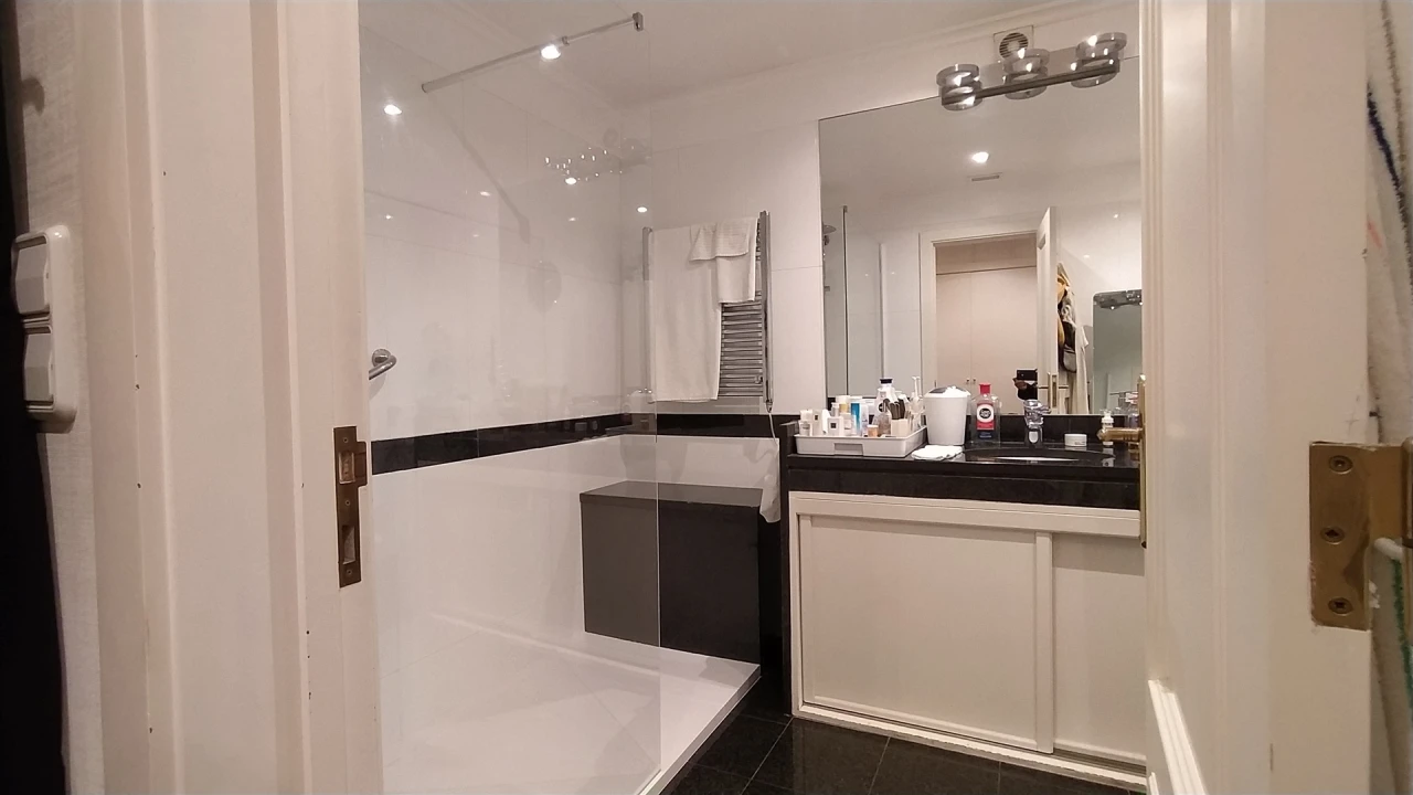 Apartamento T3 para Venda em Alcabideche Foto 22