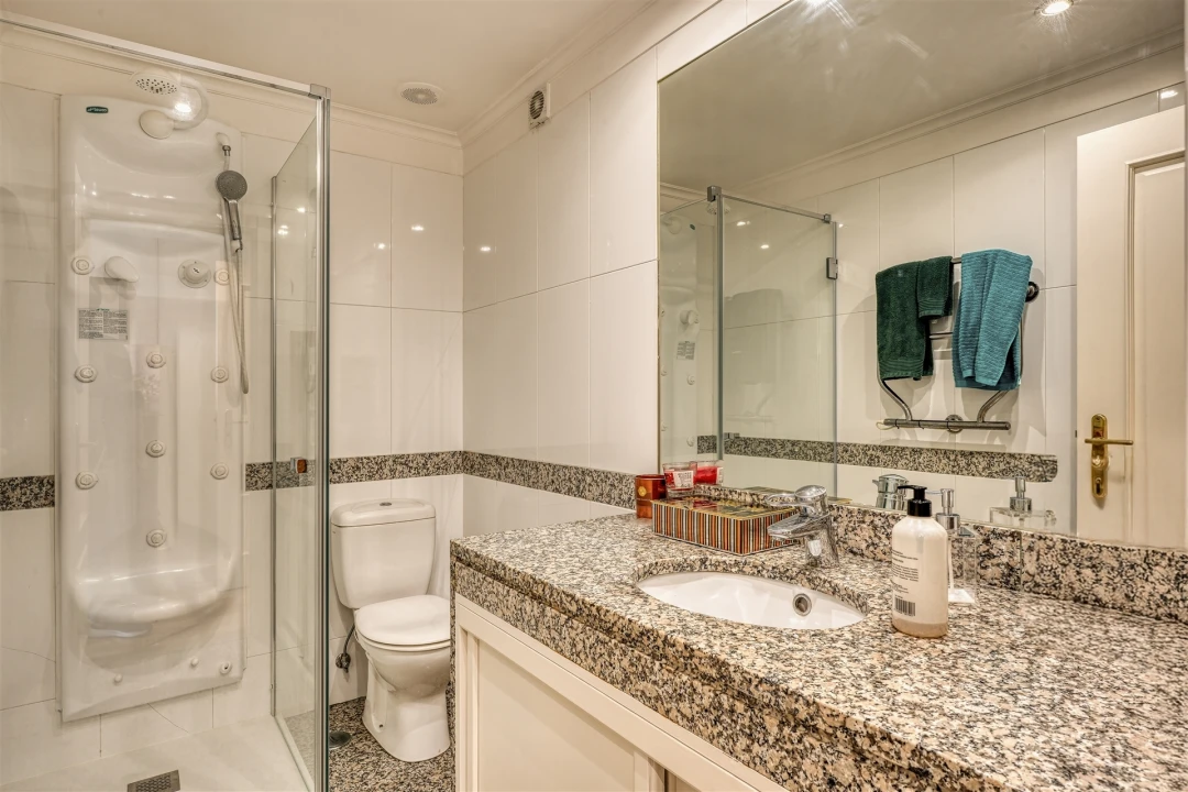 Apartamento T3 para Venda em Alcabideche Foto 18