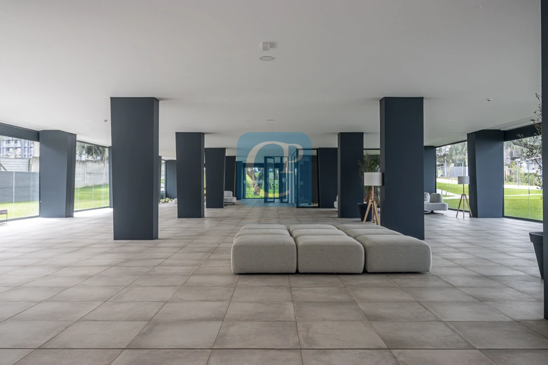 Apartamento T1 para Arrendamento em Paranhos Foto 24
