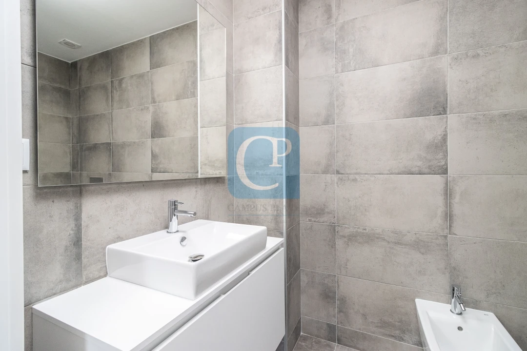 Apartamento T1 para Arrendamento em Paranhos Foto 15