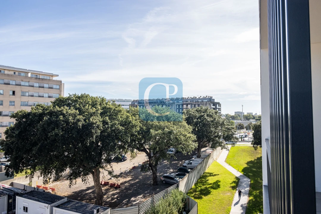 Apartamento T1 para Arrendamento em Paranhos Foto 20