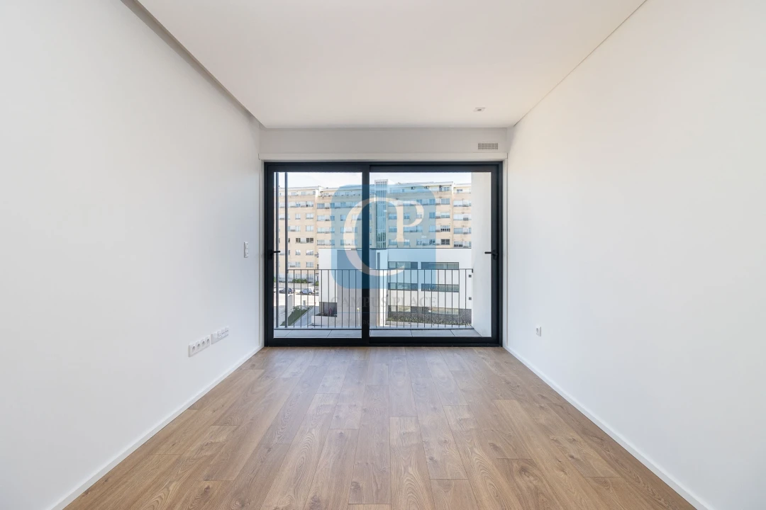 Apartamento T1 para Arrendamento em Paranhos Foto 7