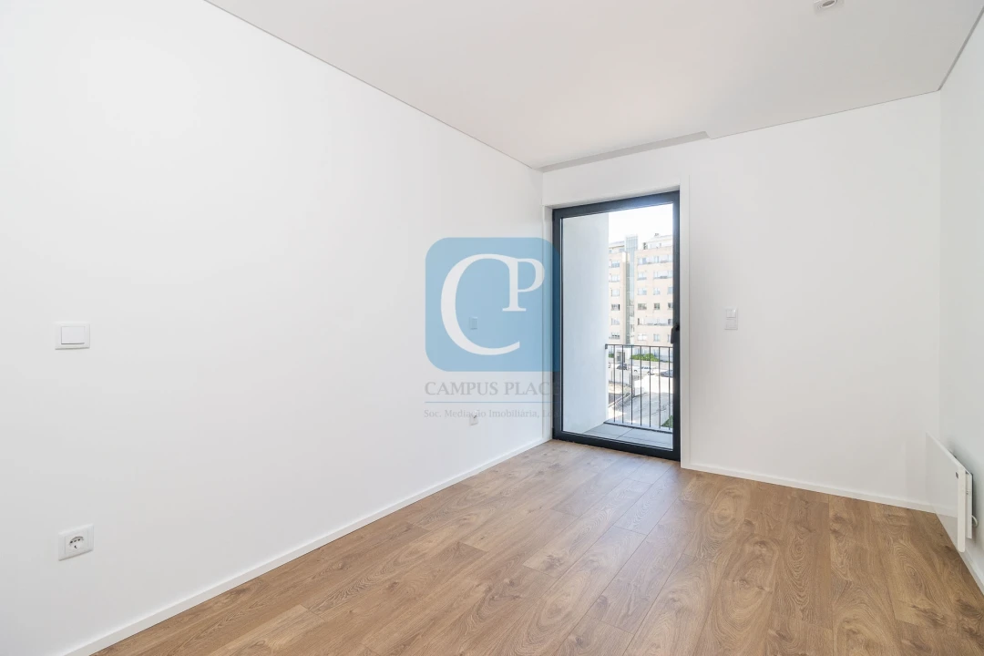 Apartamento T1 para Arrendamento em Paranhos Foto 12
