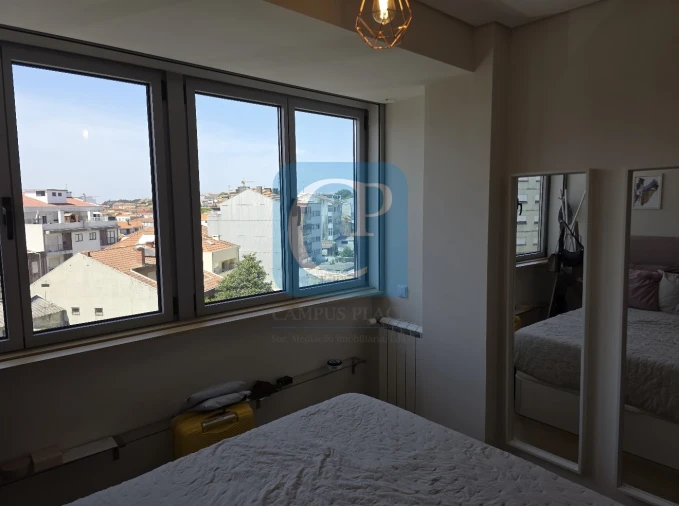 Apartamento T2 para Arrendamento em Paranhos Foto 12