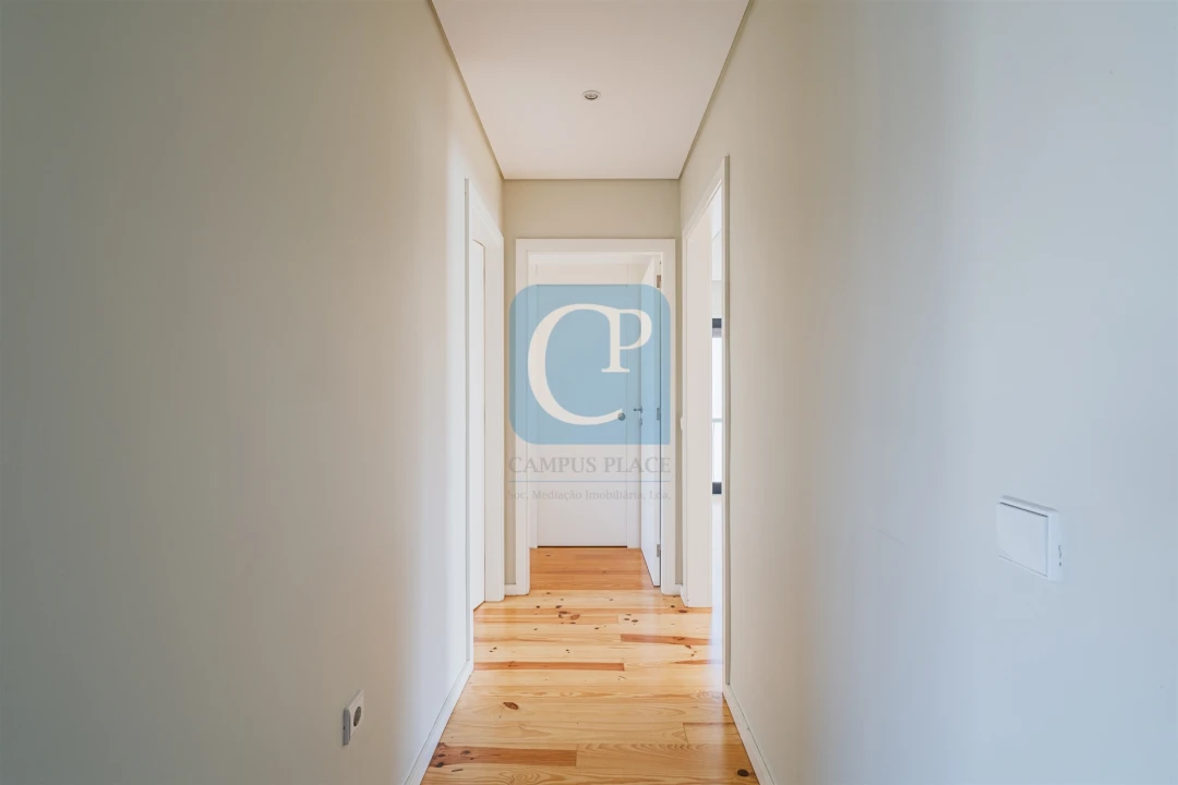 Apartamento T3 para Arrendamento em Pedrouços Foto 13