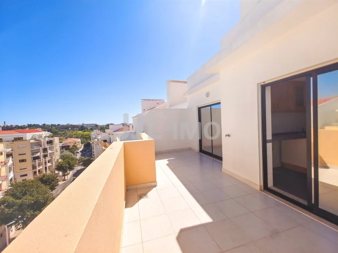 Apartamento T1 para Arrendamento em Alcabideche Foto 6