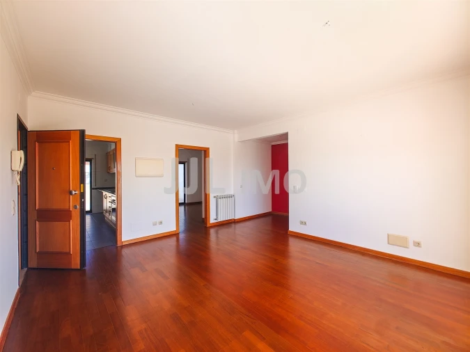 Apartamento T1 para Arrendamento em Alcabideche Foto 3