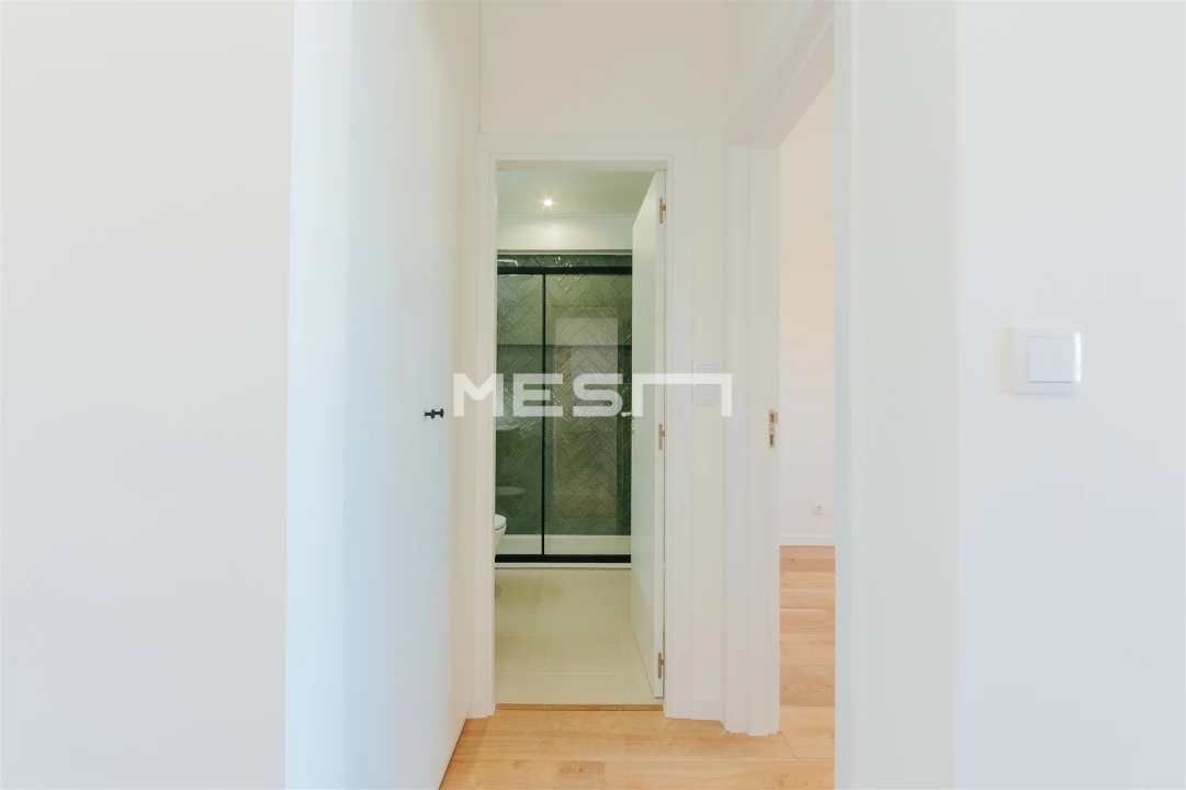 Apartamento T2 para Venda em Pontinha e Famões Foto 8