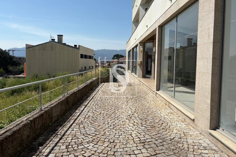 Loja para Arrendamento em Tondela e Nandufe Foto 13