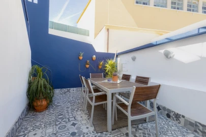 Moradia T8 para Venda em Lagos (São Sebastião e Santa Maria)