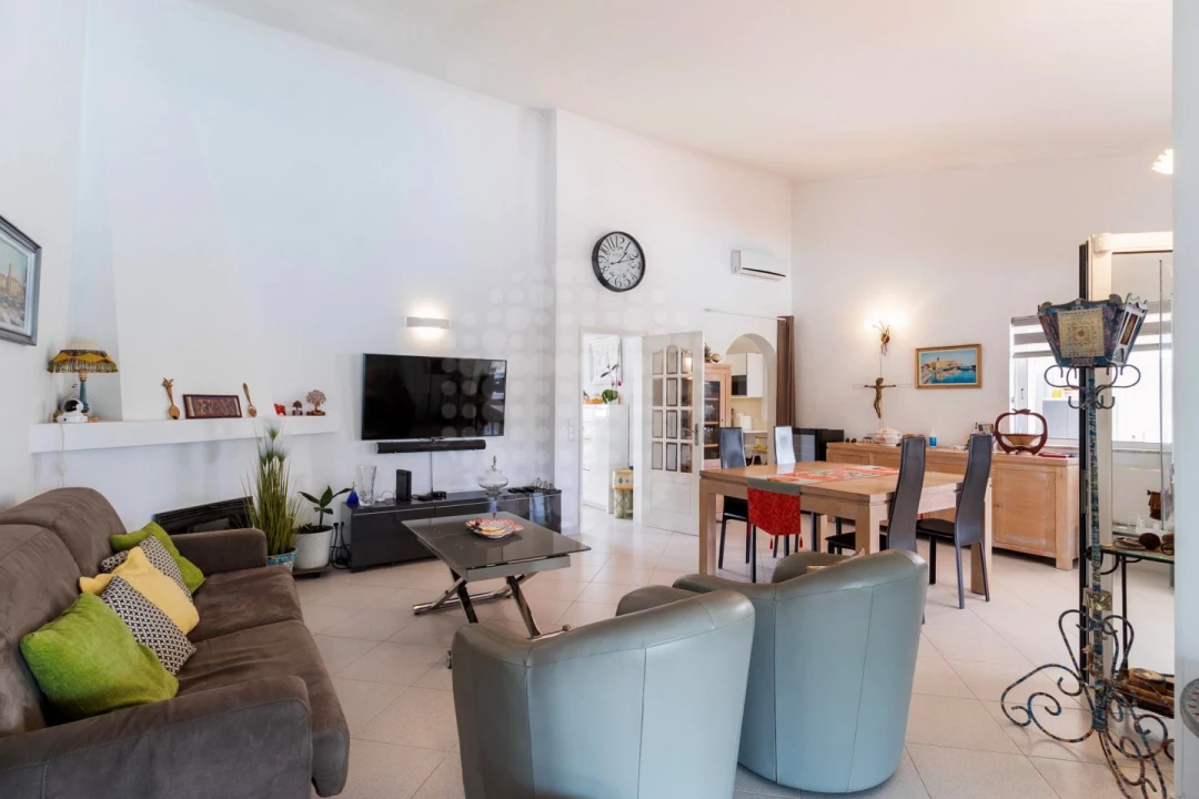 Moradia T2 para Venda em Albufeira e Olhos de Água Foto 7
