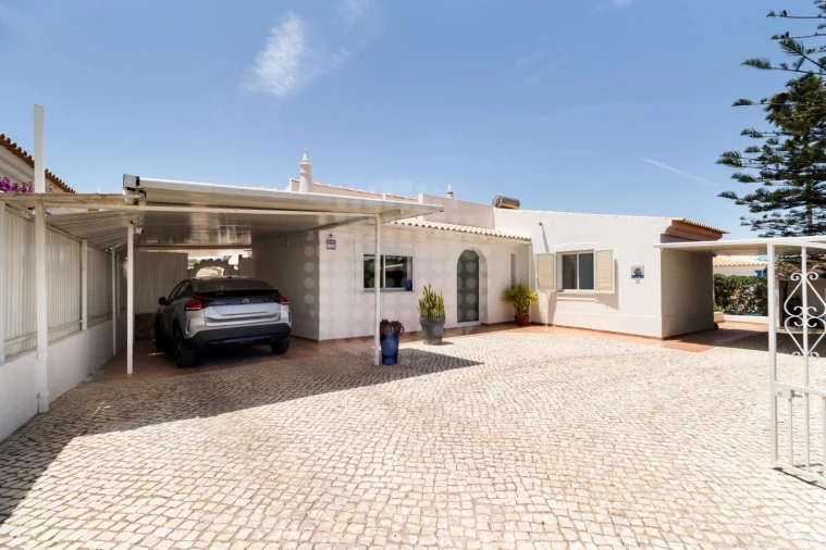 Moradia T2 para Venda em Albufeira e Olhos de Água Foto 28
