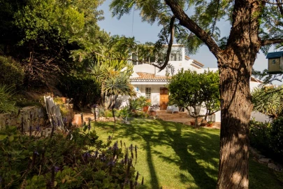 Moradia T3 para Venda em Santa Barbara de Nexe