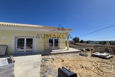 Moradia T3 para Venda em Alcantarilha e Pêra