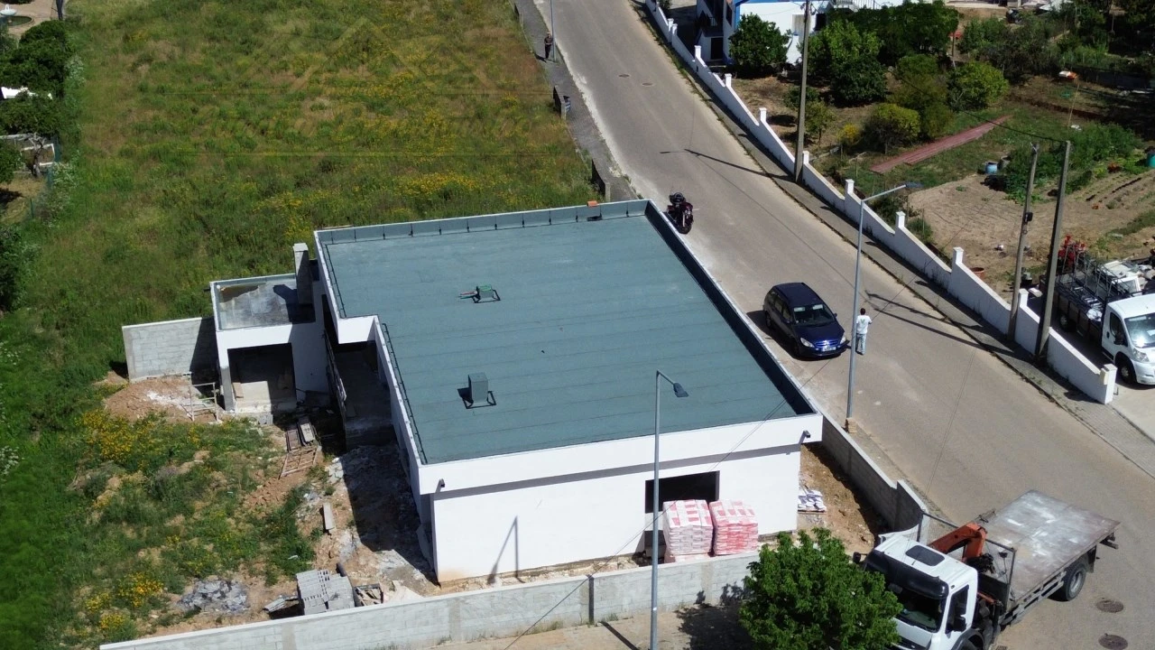 Moradia T3 para Venda em Maxial e Monte Redondo Foto 3