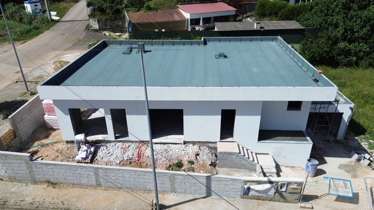 Moradia T3 para Venda em Maxial e Monte Redondo Foto 5