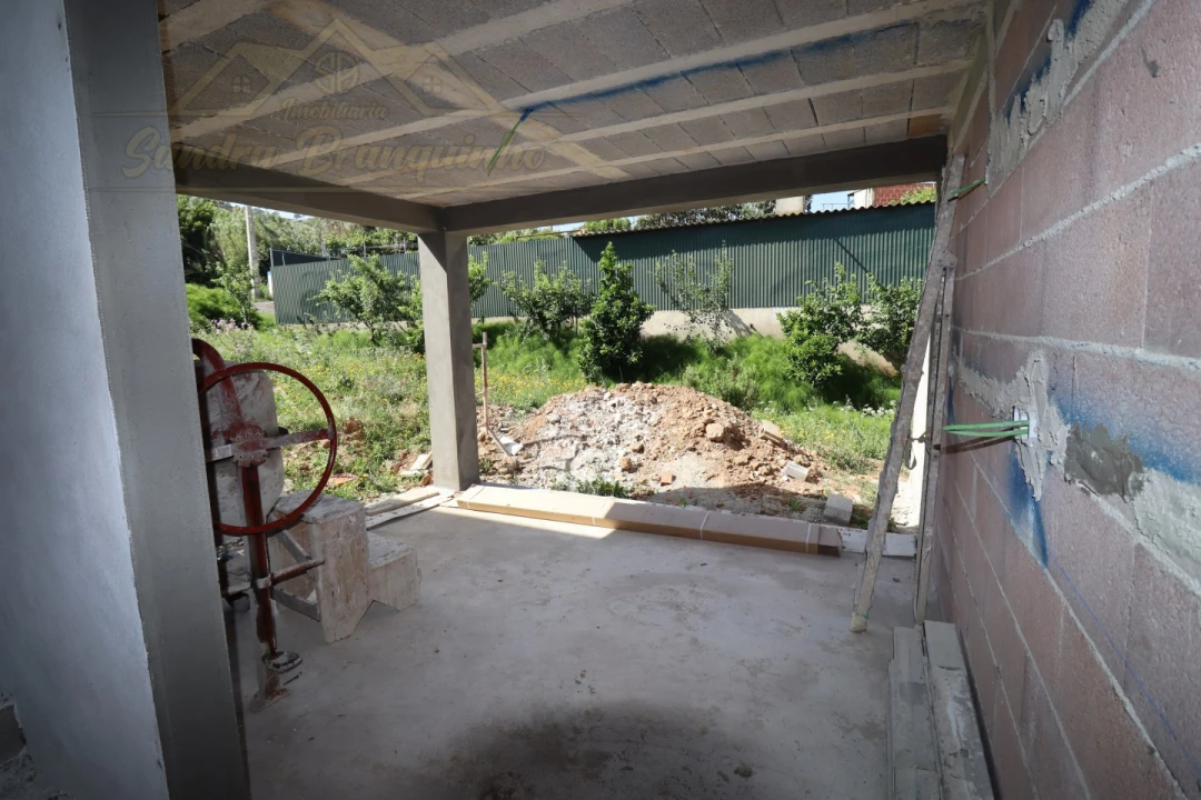 Moradia T3 para Venda em Maxial e Monte Redondo Foto 16