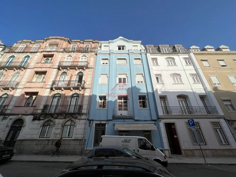 Apartamento T4 para Venda em Areeiro Foto 1
