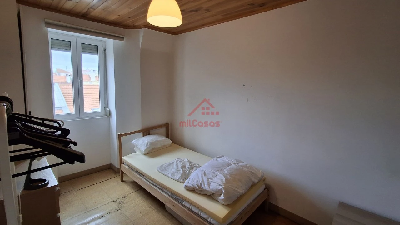 Apartamento T4 para Venda em Areeiro Foto 10