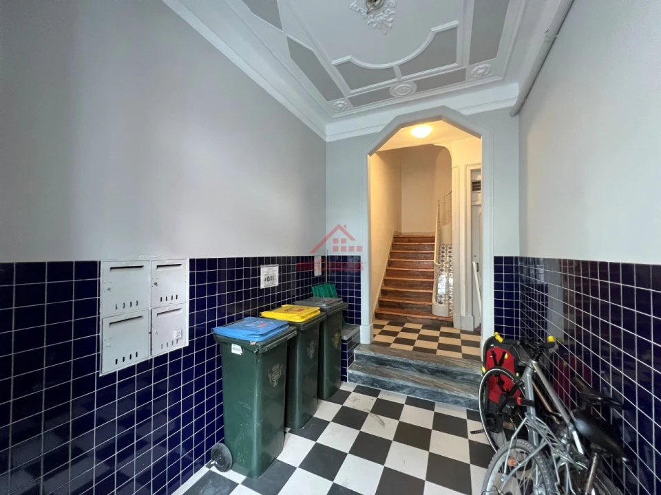 Apartamento T4 para Venda em Areeiro Foto 17