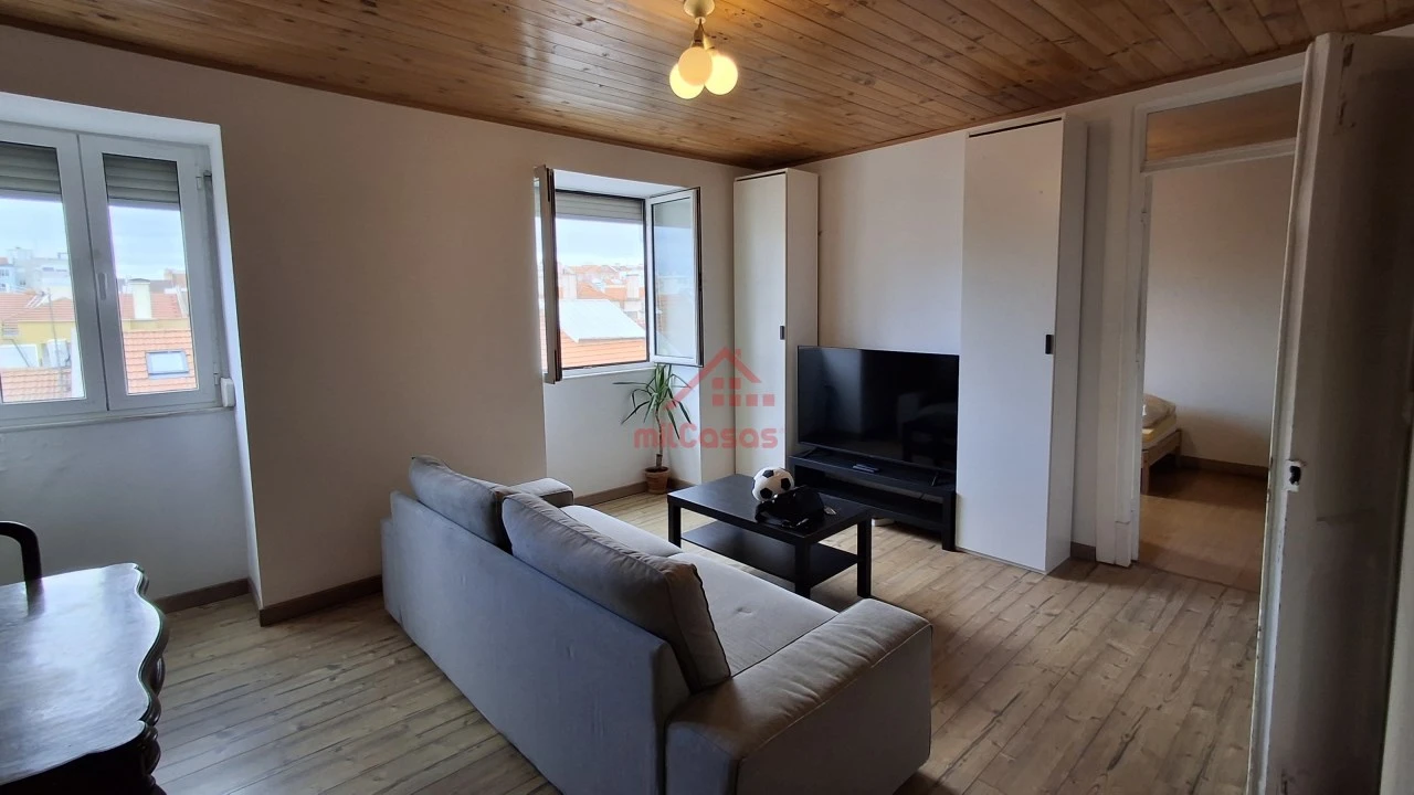 Apartamento T4 para Venda em Areeiro Foto 21