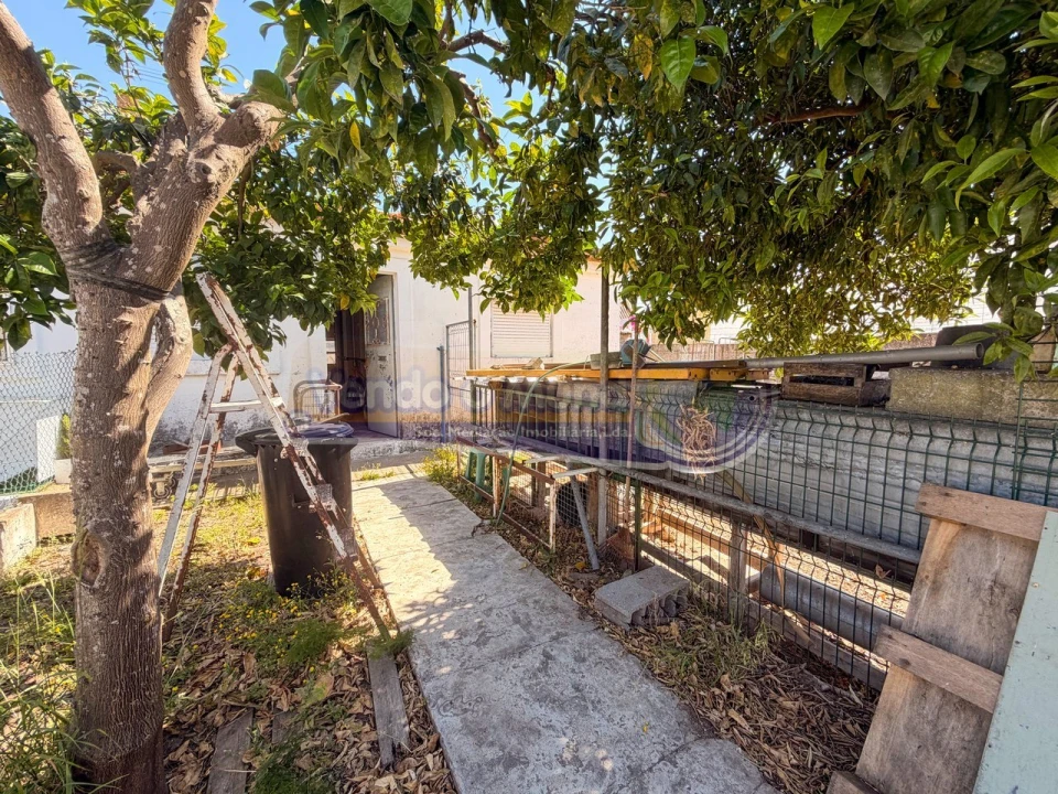 Moradia T2 para Venda em Samora Correia Foto 1