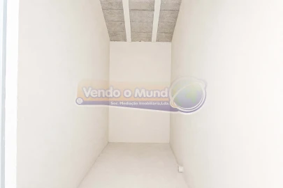 Moradia T2 para Venda em Castanheira do Ribatejo e Cachoeiras