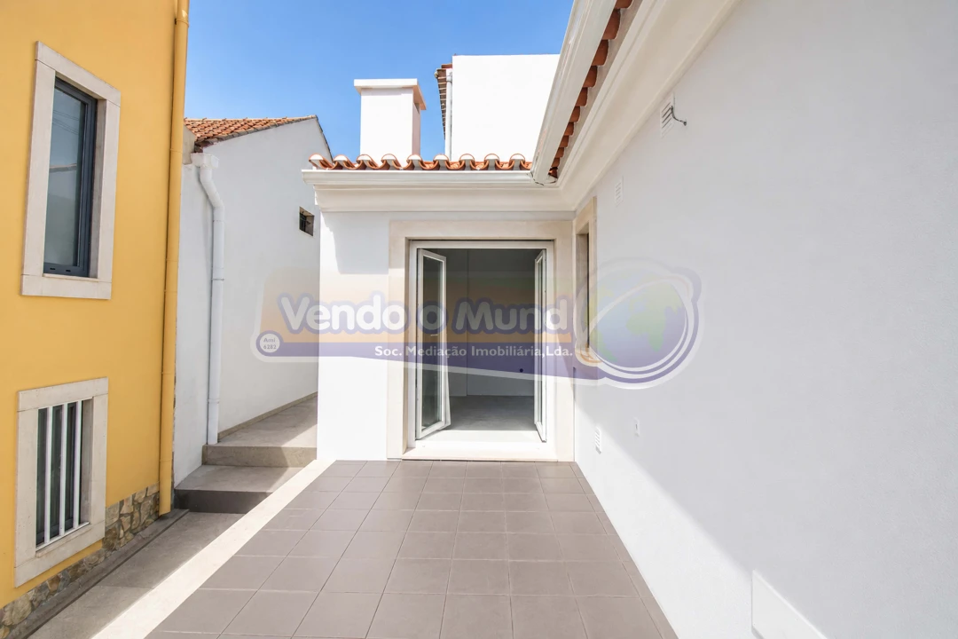 Moradia T2 para Venda em Castanheira do Ribatejo e Cachoeiras Foto 6