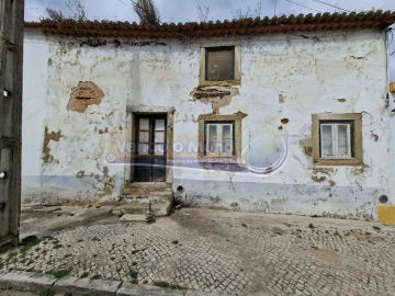 Moradia T0 para Venda em Salvaterra de Magos e Foros de Salvaterra
