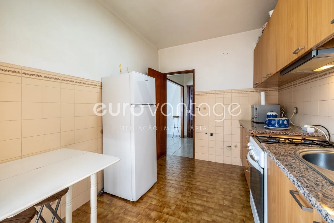 Apartamento T1 para Venda em Marinha Grande Foto 8