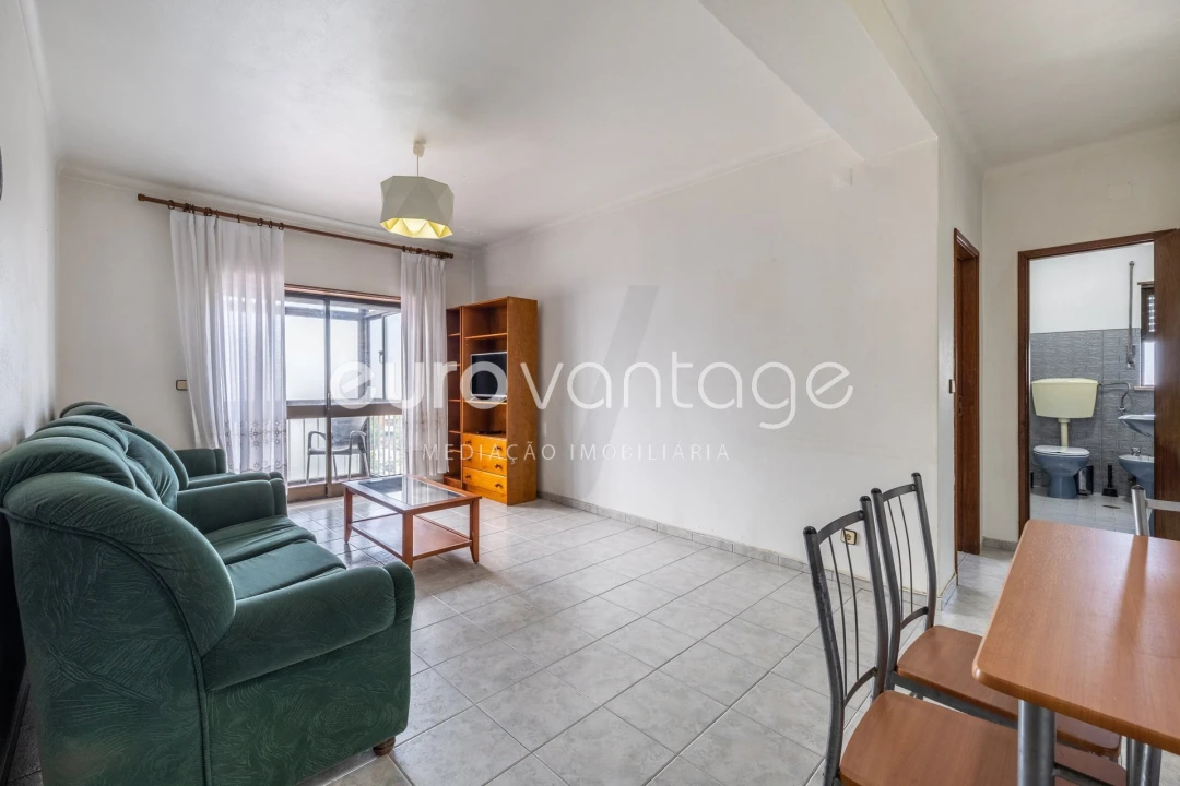 Apartamento T1 para Venda em Marinha Grande Foto 3