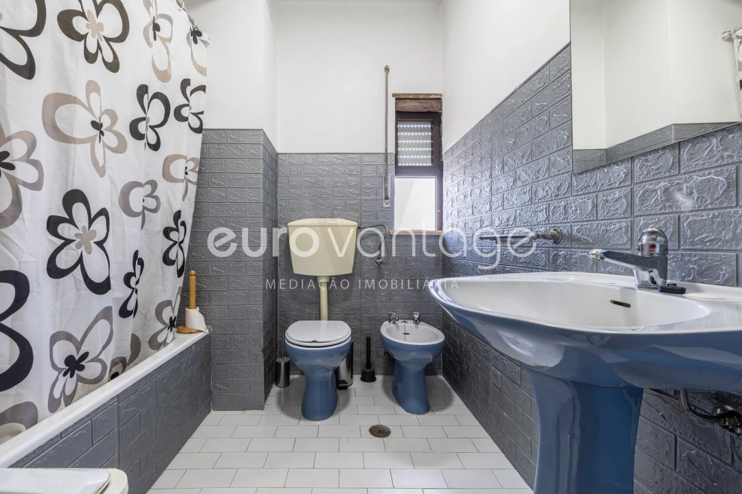 Apartamento T1 para Venda em Marinha Grande Foto 17